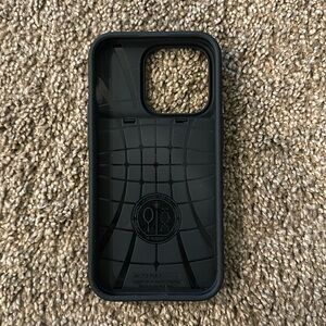 Spigen iPhone 14 Pro credit card phone case